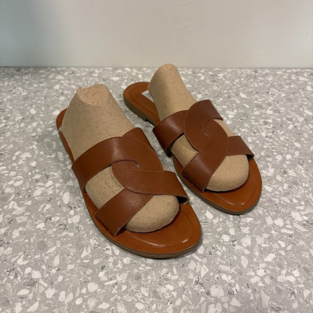 Steve Madden Flat Sandal, Cognac Leather, Women’s Size 10 EUC